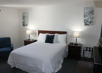 Sprague Motel hotel thumbnail 4