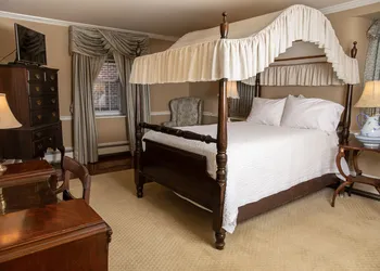 Plumsteadville Inn hotel thumbnail 5