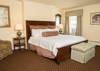 Plumsteadville Inn hotel thumbnail 6