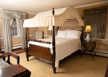 Plumsteadville Inn hotel thumbnail 7