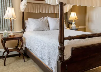 Plumsteadville Inn hotel thumbnail 8