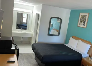 Executive Inn of Purcell hotel thumbnail 8