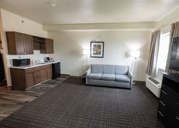 Cobblestone Inn & Suites - Sheldon hotel thumbnail 5