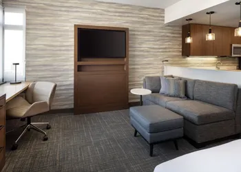 Residence Inn by Marriott Oakland Downtown hotel thumbnail 8