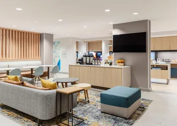 TownePlace Suites by Marriott Chesterfield hotel thumbnail 2