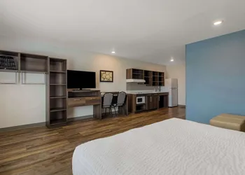 WoodSpring Suites Roanoke hotel thumbnail 5