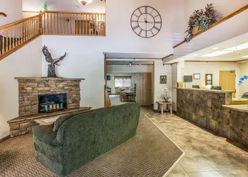 Wingate by Wyndham New Castle - Glenwood Springs hotel thumbnail 2