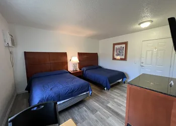 American Inn hotel thumbnail 2