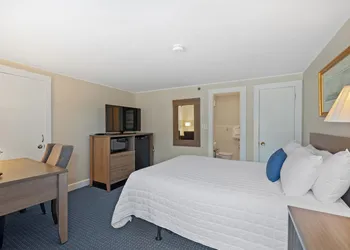 The Heights Hotel hotel thumbnail 6