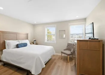 The Heights Hotel hotel thumbnail 7