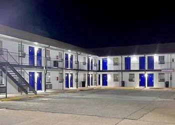 Orbit Inn - Houston Homestead/Tidwell hotel thumbnail 7
