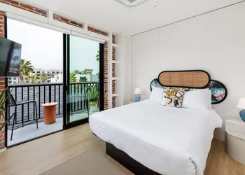 The Brick Hotel hotel thumbnail 2