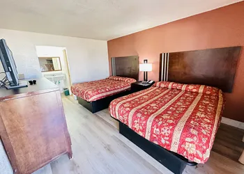 Economy Inn hotel thumbnail 5