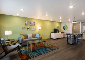 WoodSpring Suites Grand Rapids Kentwood hotel thumbnail 2