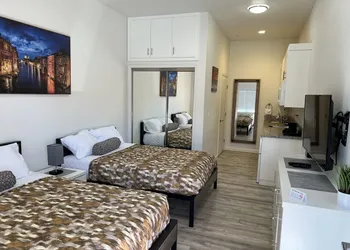 Villa Alamari Inn And Suites hotel thumbnail 4