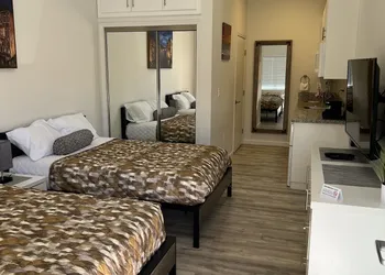 Villa Alamari Inn And Suites hotel thumbnail 7