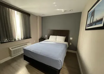 Park Bliss Hotel Bronx hotel thumbnail 2