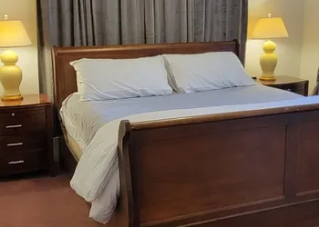 The Elizabeth Inn and Restaurant hotel thumbnail 4