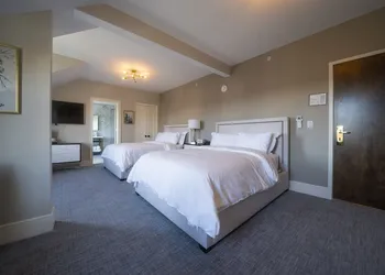 The Orange Inn Boutique Hotel hotel thumbnail 6