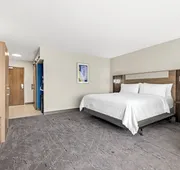 Holiday Inn Express & Suites Phoenix West Tolleson by IHG hotel detail image 7