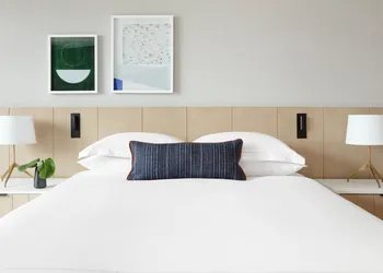 Kimpton The Forum Hotel by IHG hotel thumbnail 3