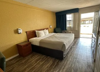 Baymont by Wyndham Nacogdoches Near University hotel thumbnail 6