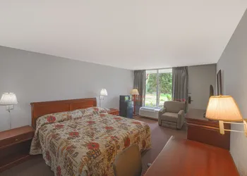 Masters Inn Selma/Smithfield I-95 By OYO hotel thumbnail 7