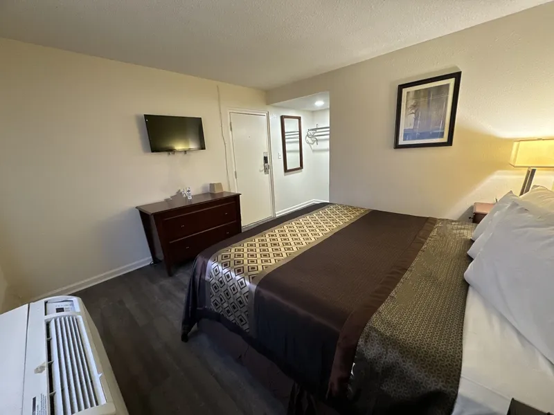 James River Inn & Suites hotel detail image 6