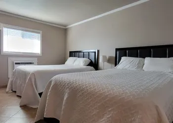 Five Star Inn hotel thumbnail 2
