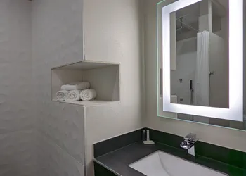 Crystal Inn Jacinto City hotel thumbnail 7