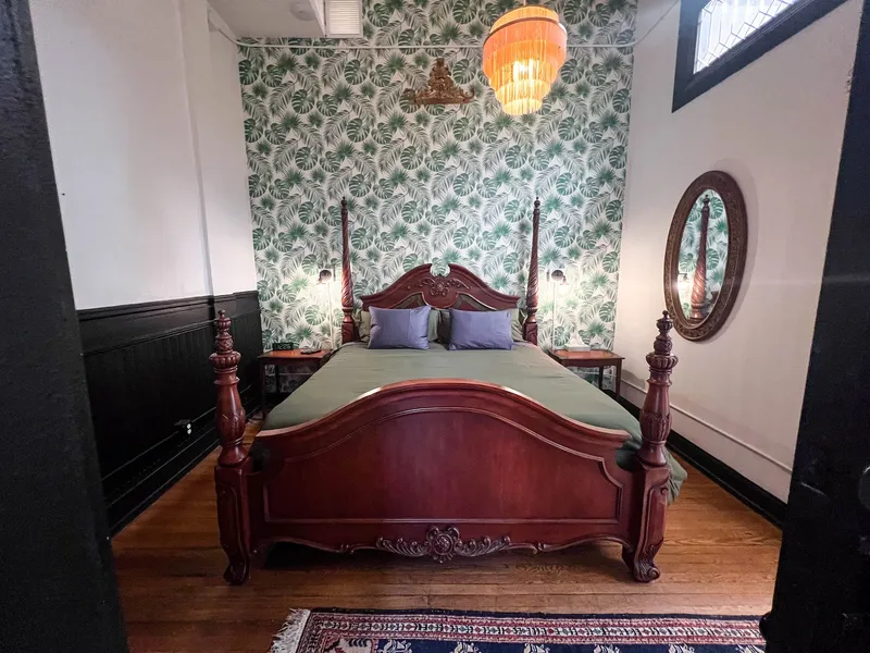 The Oliver Inn | Duluth Hotel Near Canal Park hotel detail image 2