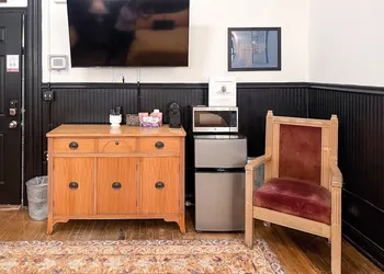 The Oliver Inn | Duluth Hotel Near Canal Park hotel thumbnail 5