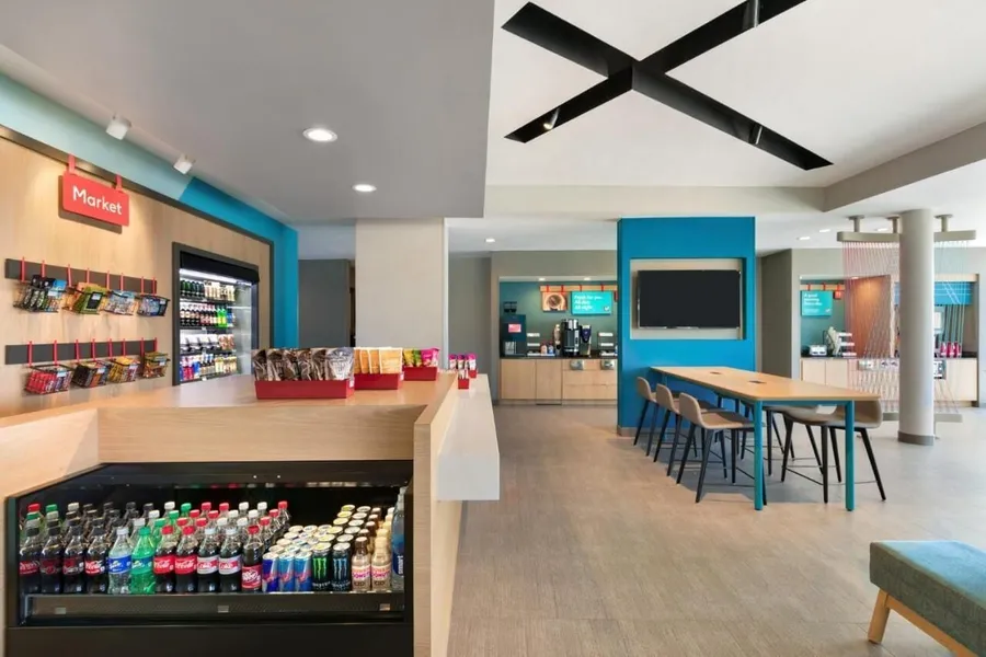 avid hotel Brooklyn Dyker Heights by IHG hotel detail image 6