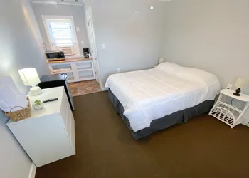 Tower Circle Motel hotel thumbnail 3