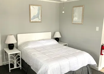 Tower Circle Motel hotel thumbnail 6