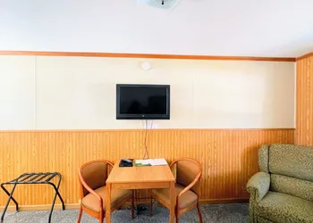 Hillcrest Motel hotel thumbnail 7