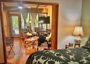 Papaya Suite hotel thumbnail 3