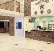 B&J Hotel and Apartment hotel detail image 3