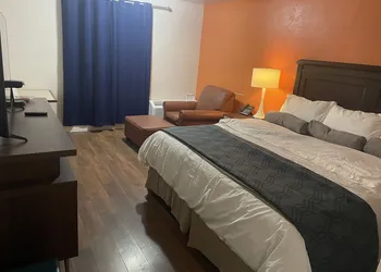 B&J Hotel and Apartment hotel thumbnail 6