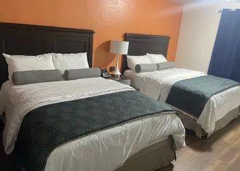 B&J Hotel and Apartment hotel thumbnail 8