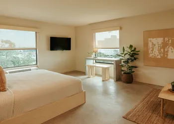 Brut Hotel hotel thumbnail 3