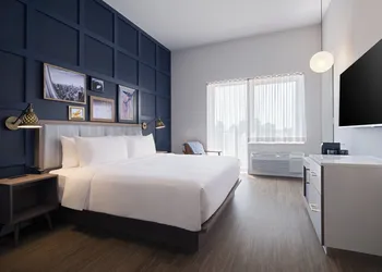 voco Fiorello - LaGuardia Airport by IHG hotel thumbnail 7