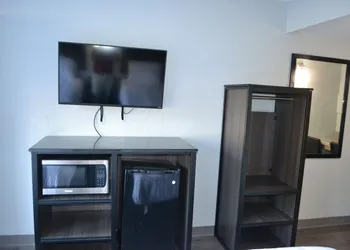 Noble Suites Jacksonville hotel thumbnail 2