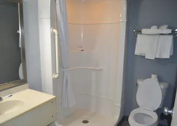 Noble Suites Jacksonville hotel thumbnail 6