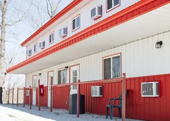 Beaver Dam Dive Shop and Resort hotel thumbnail 3