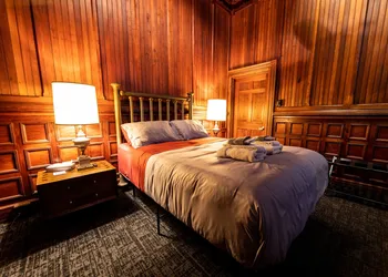 Traveler's Rest Hotel hotel thumbnail 2