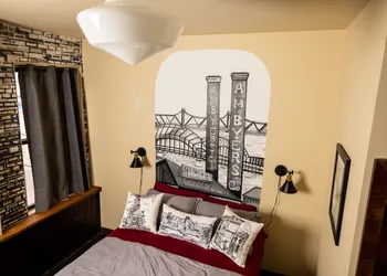 Traveler's Rest Hotel hotel thumbnail 8