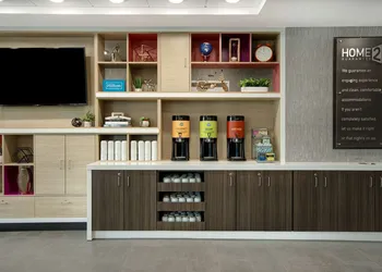 Home2 Suites By Hilton Grand Rapids Airport hotel thumbnail 2