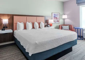 Hampton Inn & Suites Indianapolis West Speedway hotel thumbnail 8