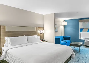 Holiday Inn Express & Suites Nokomis Sarasota South by IHG hotel thumbnail 6